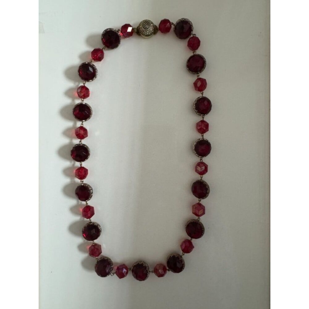 Art Deco style vintage cherry-red Lucite necklace, West Germany.